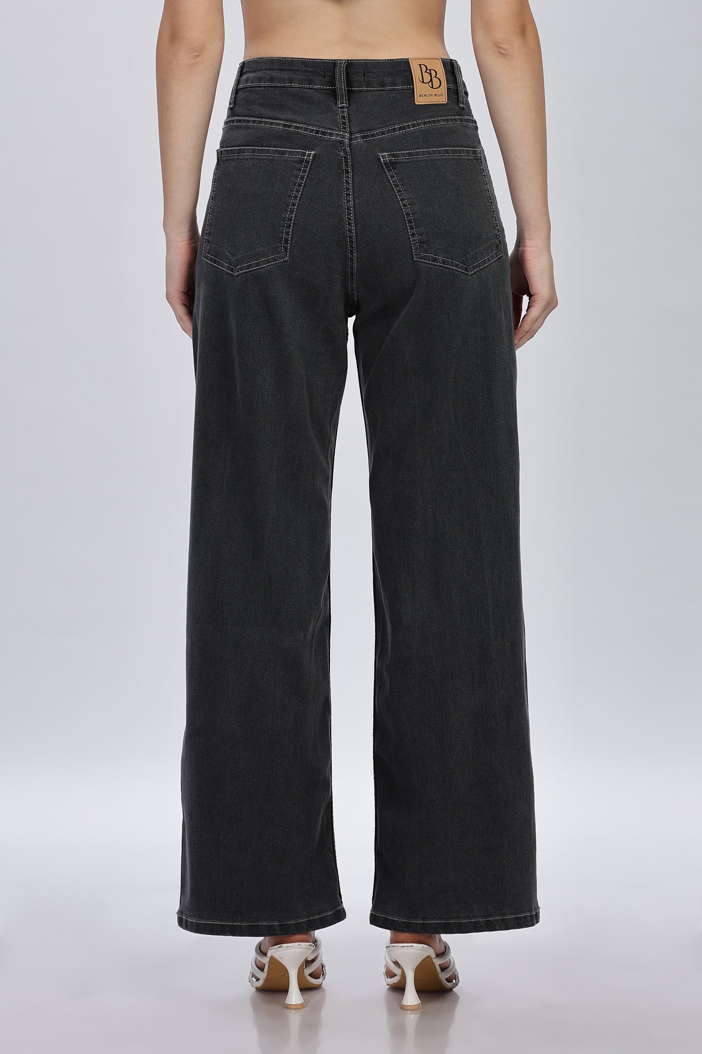 Minimal Parachute Fit Women Denim